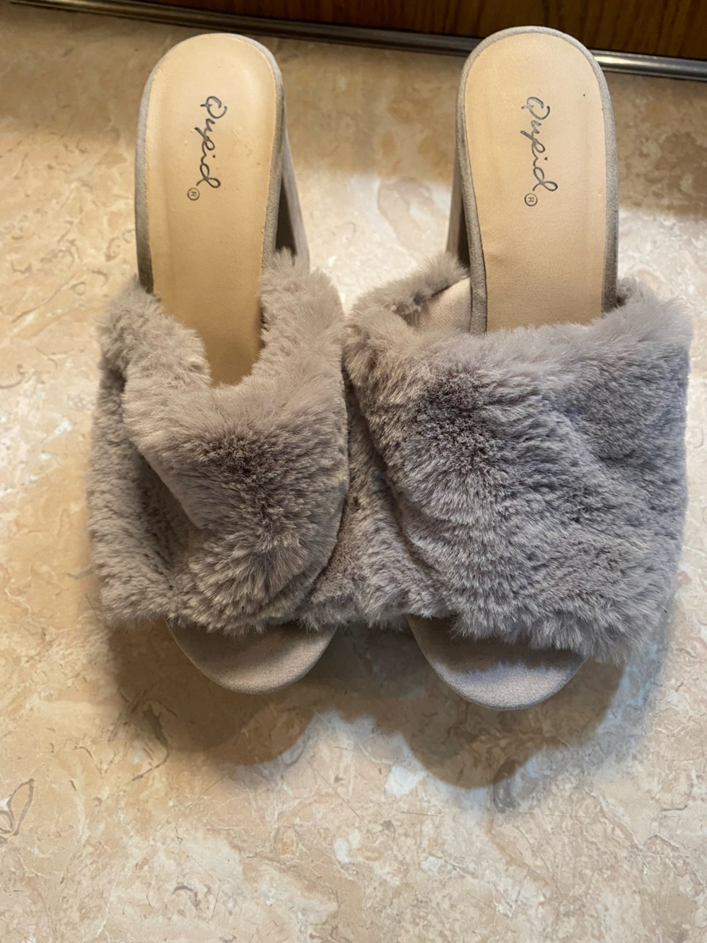 Qupid Plush Fur Slide Sandals - Light Taupe